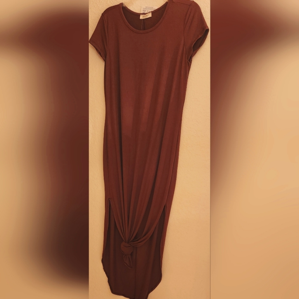 URBAN ROSE Casual Dress  Long with Slit Brown Size LG. SOLD